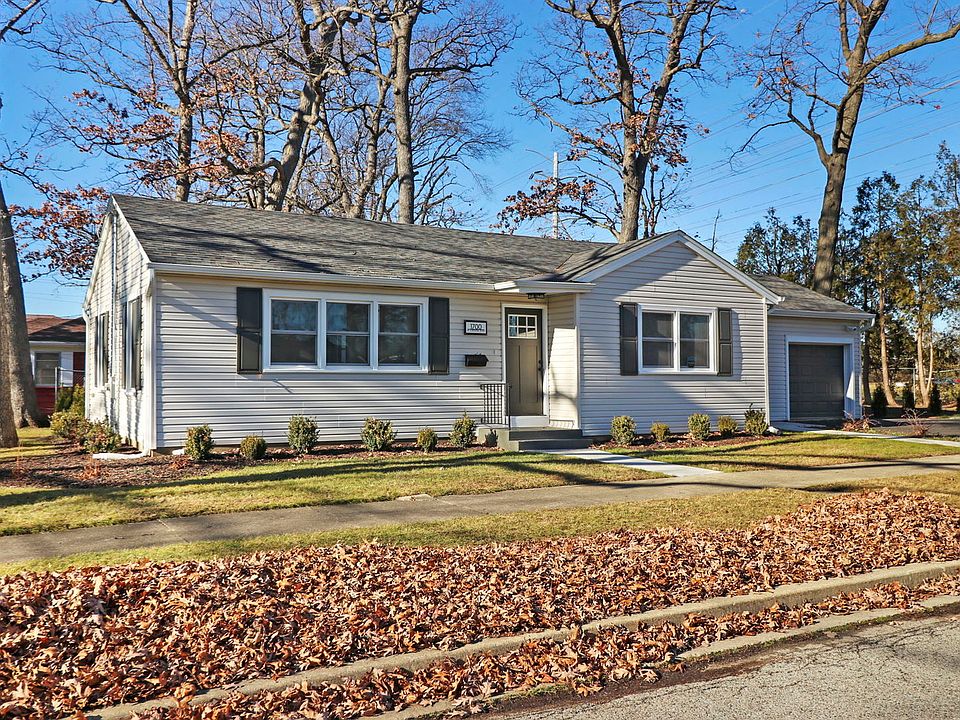 1st image of 1700 N Linden Ave