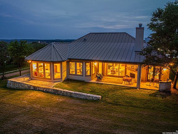 5th image of 4077 Comanche Trace Drive