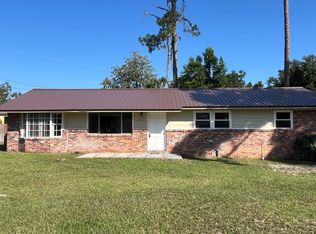 1407 Pearl Ave SE, Live Oak, FL 32064