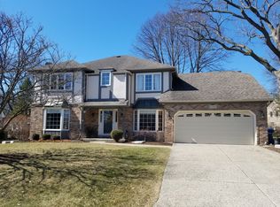 6160 Heritage Ln, Lisle, IL