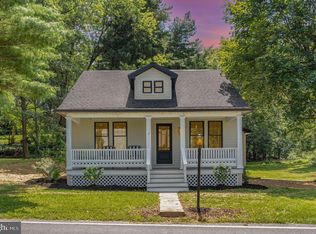 17 W Winding Hill Rd, Mechanicsburg, PA 17055