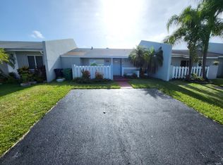 10345 SW 209th Ln, Cutler Bay, FL 33189
