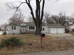 821 N 69th St, Kansas City, KS 66102