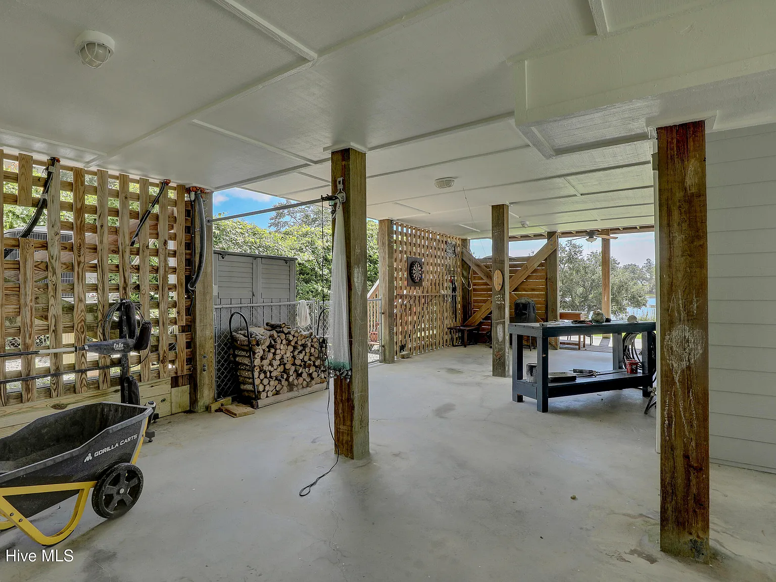 3 bed, 2.0 bath, $4,100 — Photo 4