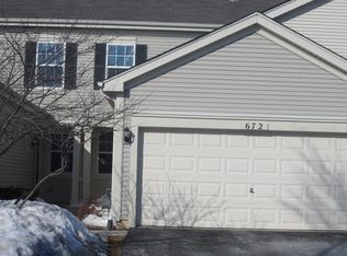 672 W Jonathan Dr, Round Lake, IL 60073