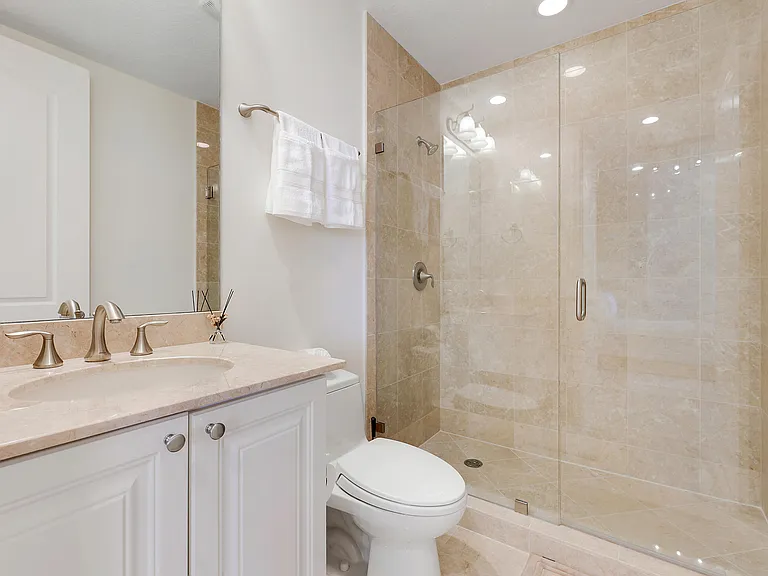 701 S Olive Ave #1706 — Photo 12