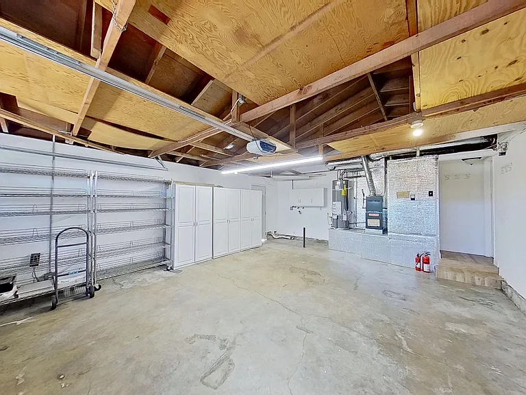 9092 Brabham Dr — Photo 11