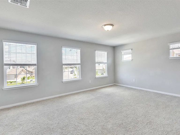 13923 Macquarie Dr — Photo 25