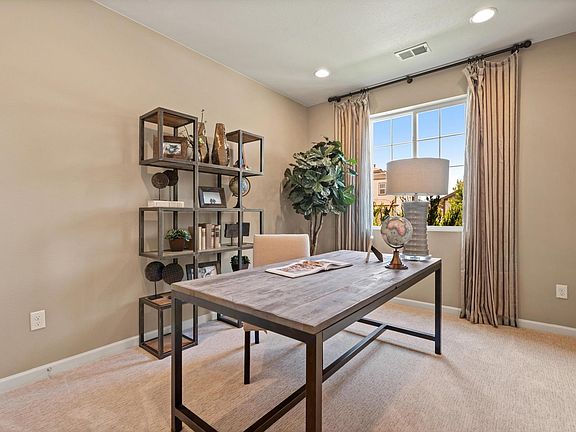 5th image of 5584 Carmon Dr