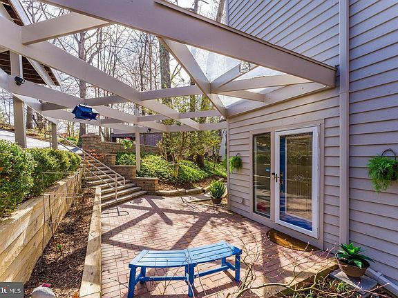 3rd image of 2118 Owls Cove Ln