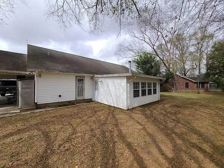 146 E Bayou Shr — Photo 34