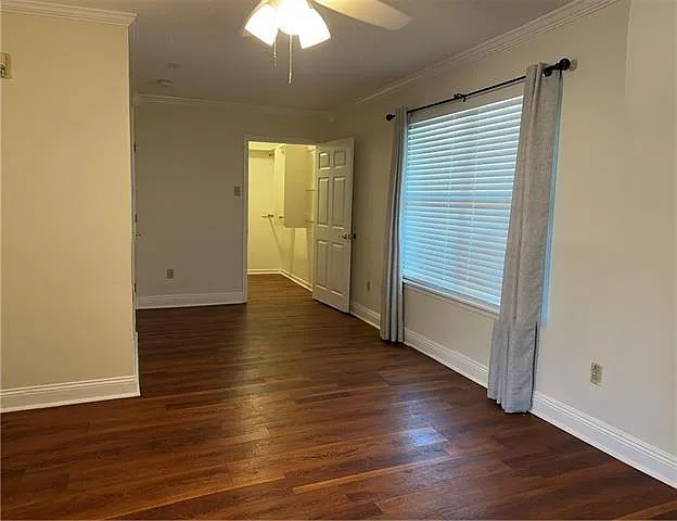 916 Martin Behrman Walk — Photo 10