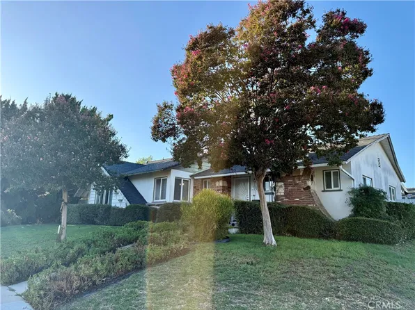 20701 Stagg St, Winnetka, CA 91306
