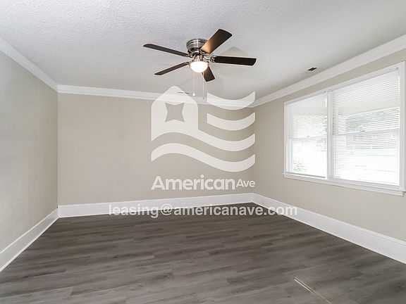 1574602_004_wm_-_living_room_12903738.jpg