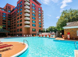 1111 Arlington Blvd APT 329, Arlington, VA 22209