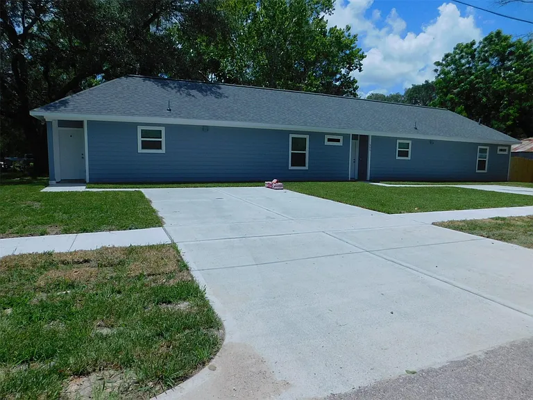 904 W Sealy St #A — Photo 1