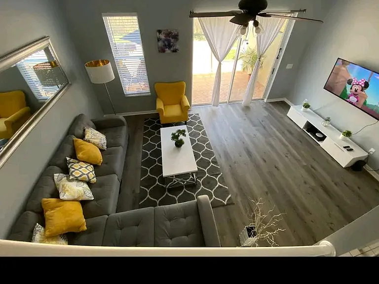 1314 S Beach Cir — Photo 2