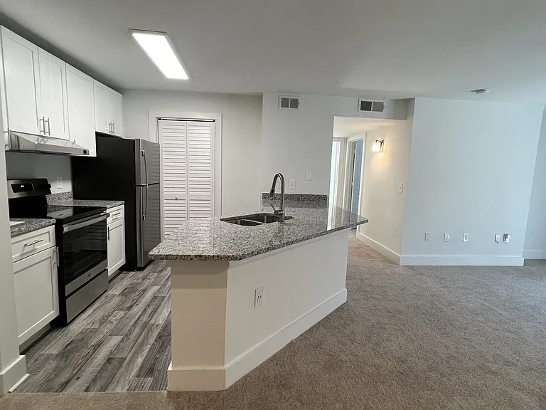 Wesley Place Apartments at Lawrenceville — Photo 179