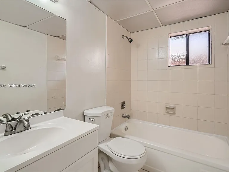 8600 SW 133rd Avenue Rd #422 — Photo 4