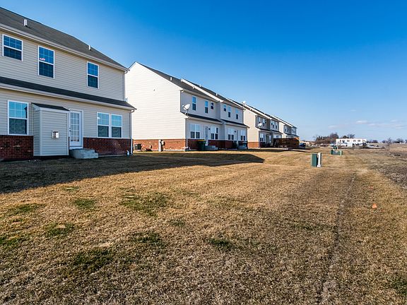 3rd image of 12929 White Pine Way