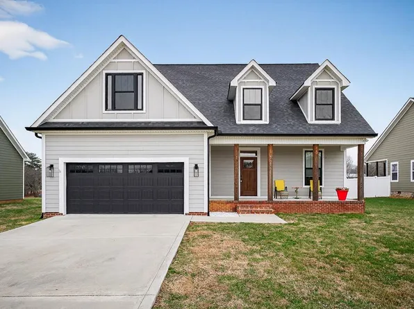 2545 Bowser Rd, Cookeville, TN 38506