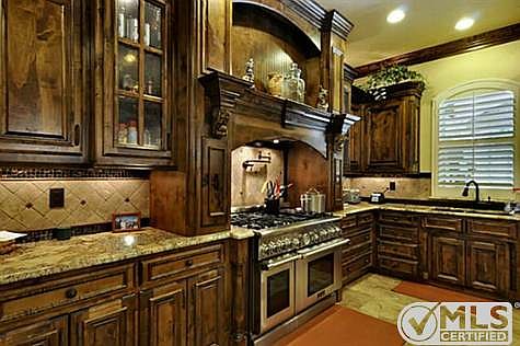 3rd image of 1605 Lismore Ct