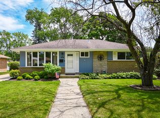 3N331 Wilson St, Elmhurst, IL 60126