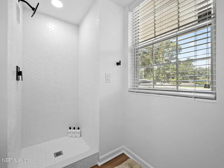 4411 Hartman Rd — Photo 25