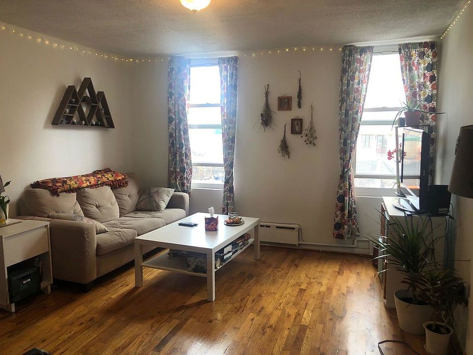 1st image of 664 Flushing Ave APT 3