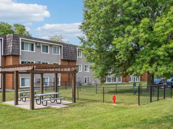 Pike Lake Apartments