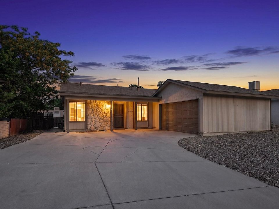 1st image of 4709 Eric Dr NE