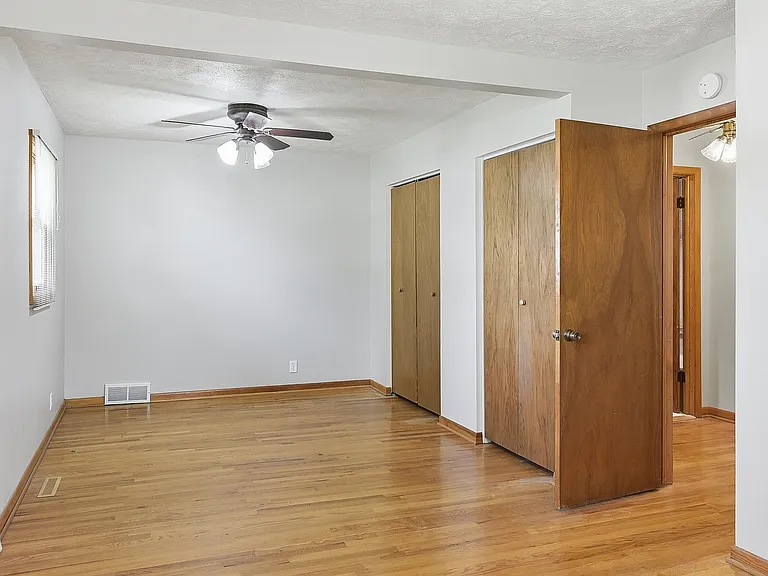 3202 Calhoun St — Photo 15