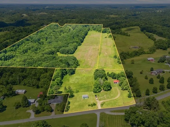 4731 State Route 555, Little Hocking, OH 45742