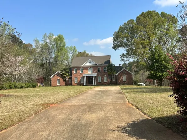 154 Highland Park Dr, McDonough, GA 30252