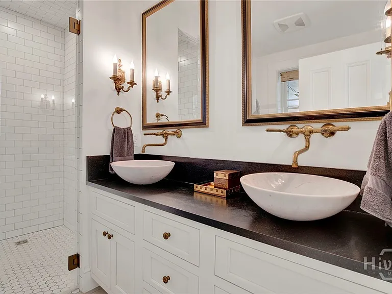 224 E Jones Ln #GARDEN — Photo 24
