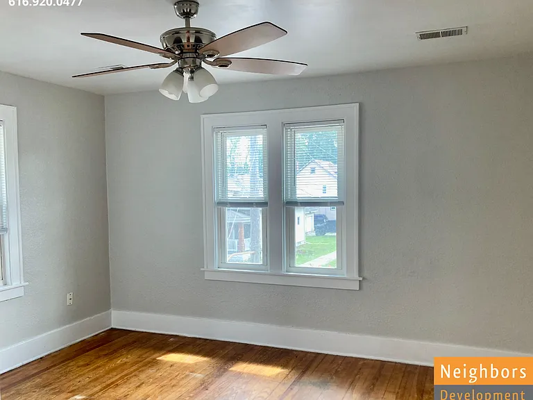 1727 Jefferson Ave SE #2 — Photo 4