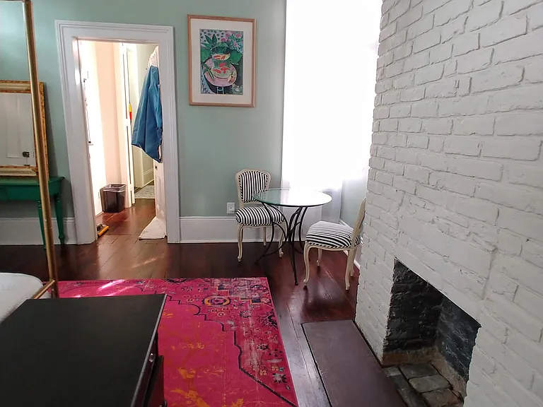 1124 Jackson Ave #4 — Photo 10