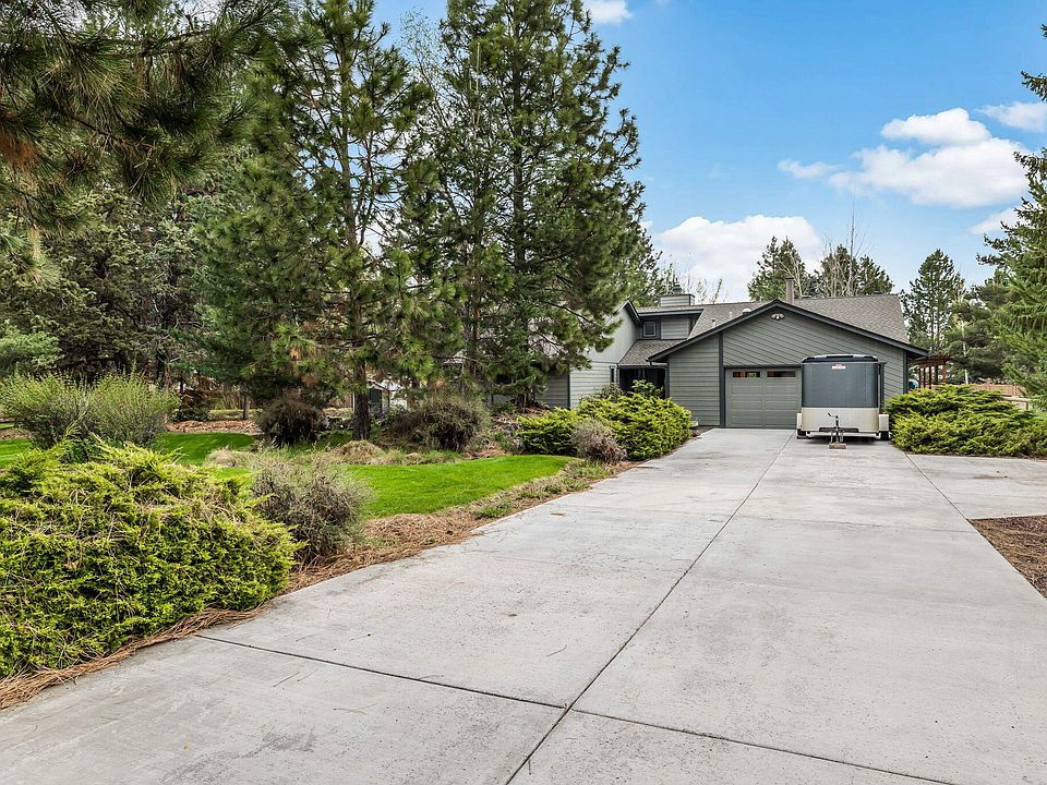 60594 Springtree Ct, Bend, OR 97702 Zillow