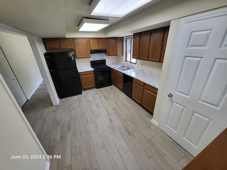 315 Creekside Dr #A — Photo 16