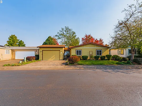 4055 Royal Ave Spc 31, Eugene, OR 97402