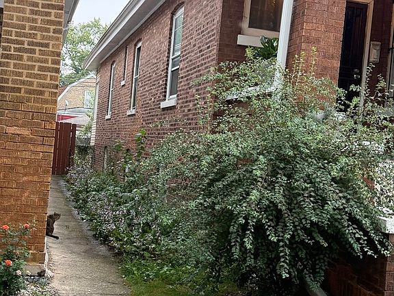 2nd image of 6411 S Rockwell St