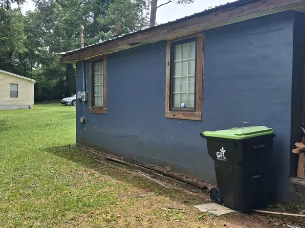 1517 2nd St SW, Childersburg, AL 35044