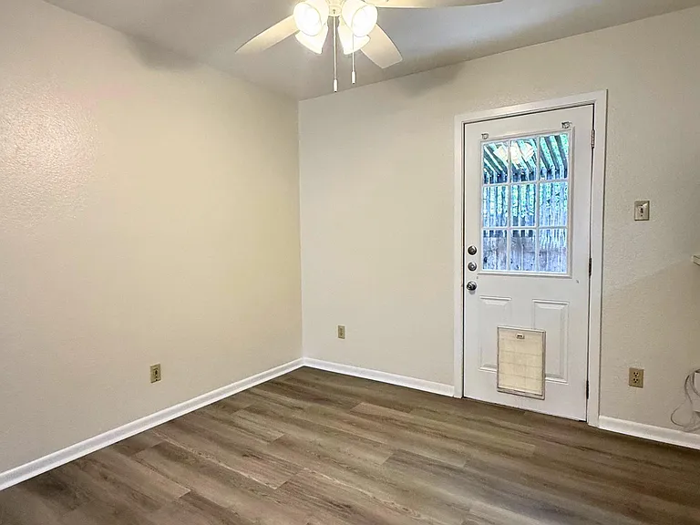 8421 Fathom Cir #A — Photo 7