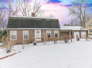 25327 Holton Rd, Olmsted falls, OH 44138