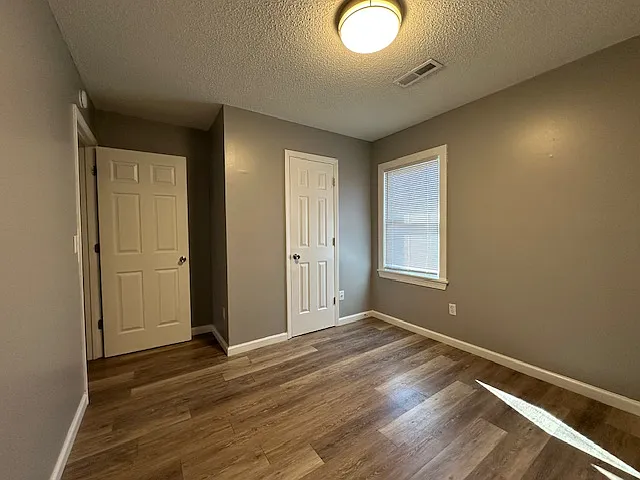 1613 McPherson St #D — Photo 11