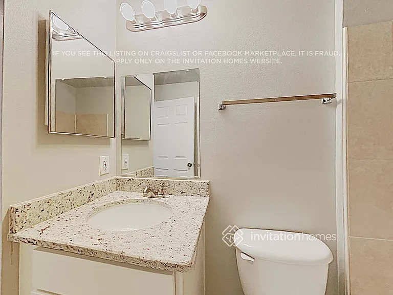 2107 Deercroft Dr — Photo 15