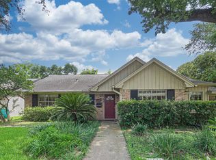 12502 Queensbury Ln, Houston, TX 77024