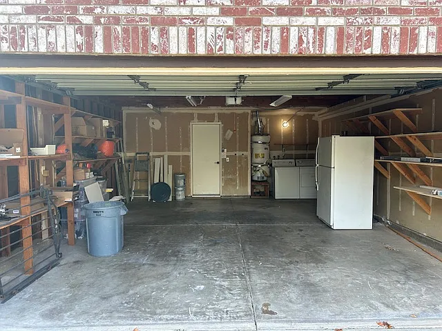 7502 Island Way — Photo 20