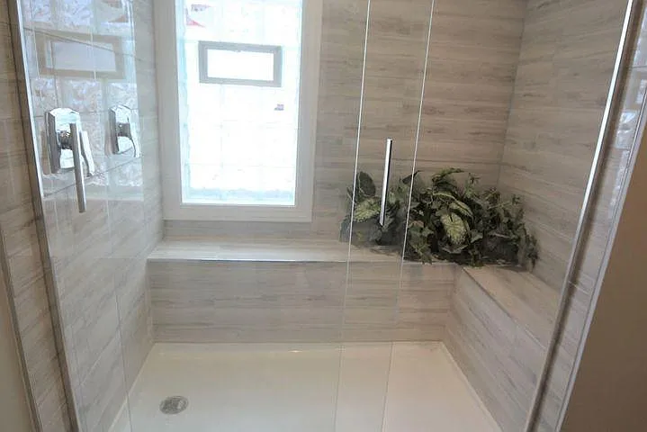 E Plankinton Ave — Photo 24