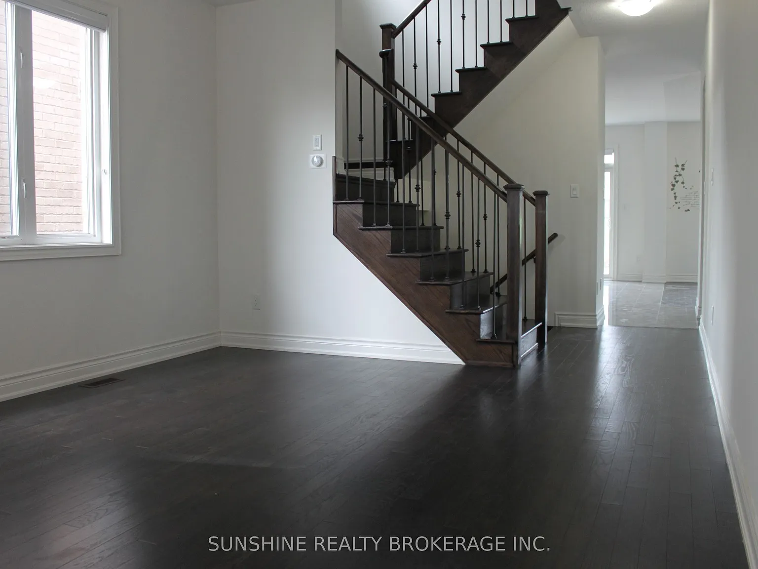 4 bed, $3,400 — Photo 2